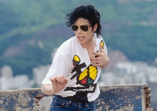 Michael Jackson is now the first solo artist to have two 20th century songs surpass 1 billion views each on YouTube