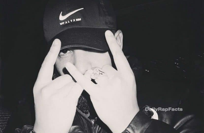 Drake Releases new Single, “Toosie Slide”