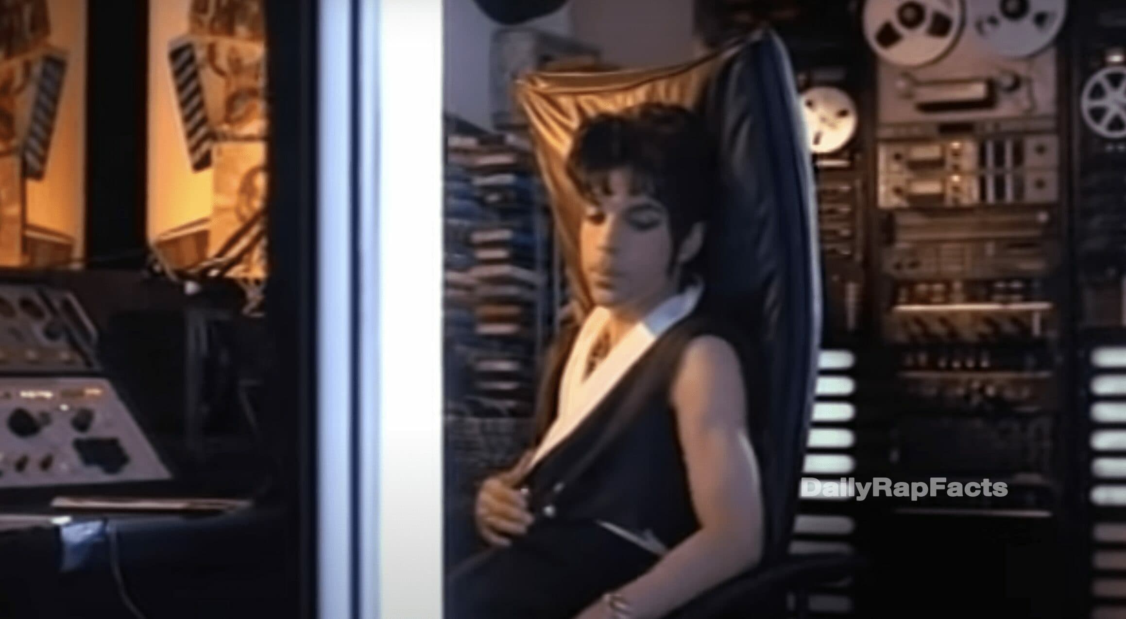 Ice Cube directed the music video for Prince’s “Love Sign”