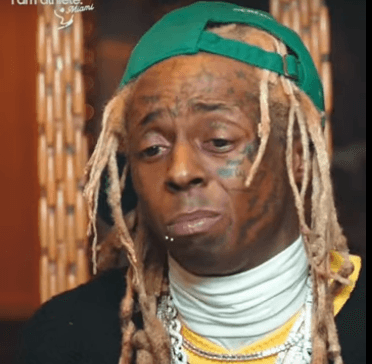 Lil Wayne stops tour bus to have his chef cook food for him, he hasn’t eaten fast food in 20 years