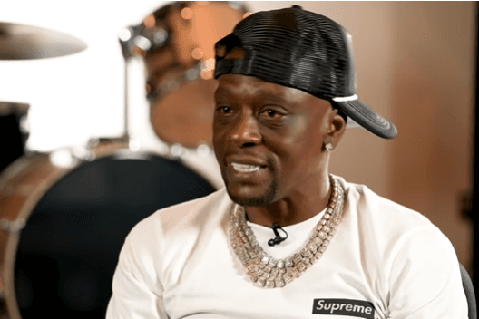 Boosie Badazz Gifts Tour Manager Rainbow Diamond Bracelet for Christmas