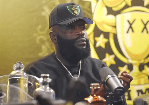 Rick Ross u00fajra talu00e1lkozik Pharrell-lel a For The Money cu00edmu0171 kislemezu00e9n: u201eThis Is a Global Slapperu201d