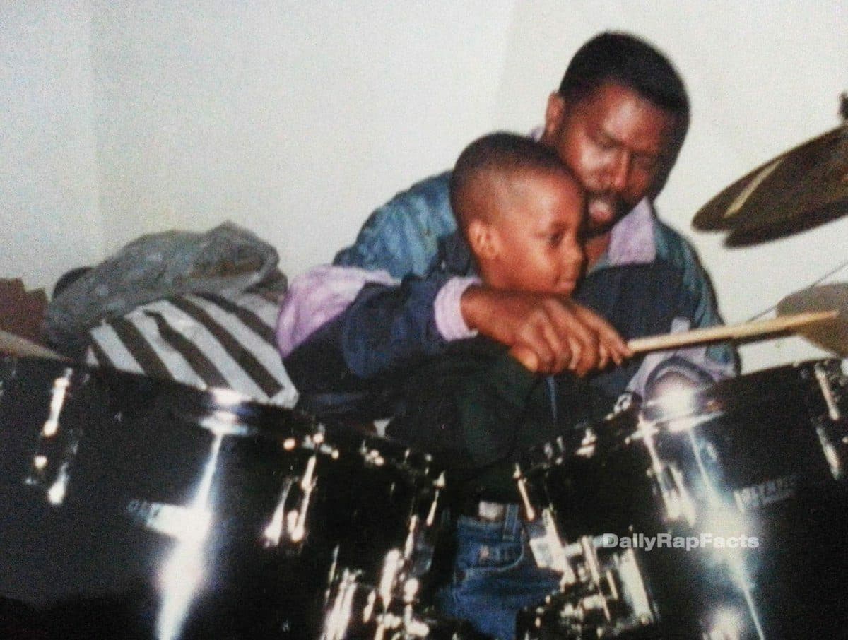 Travis Scott’s dad was a drummer and taught him how to play drums at the age of 3
