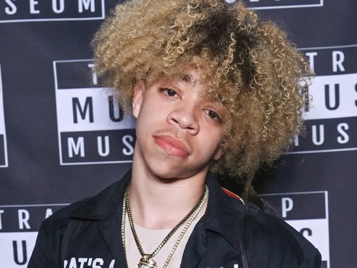 King Harris Clarifies Relationship Arrangement with Baby Mama on Instagram Live